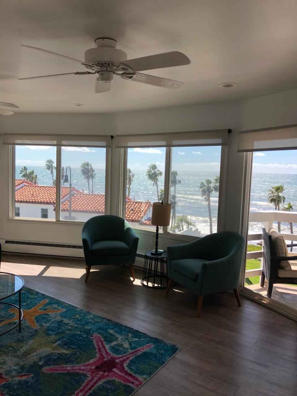 Sea Horse Hotel